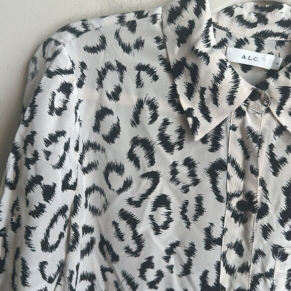 ALC Silk Women’s Full Front Button Blouse 4 - Picture 2 of 6